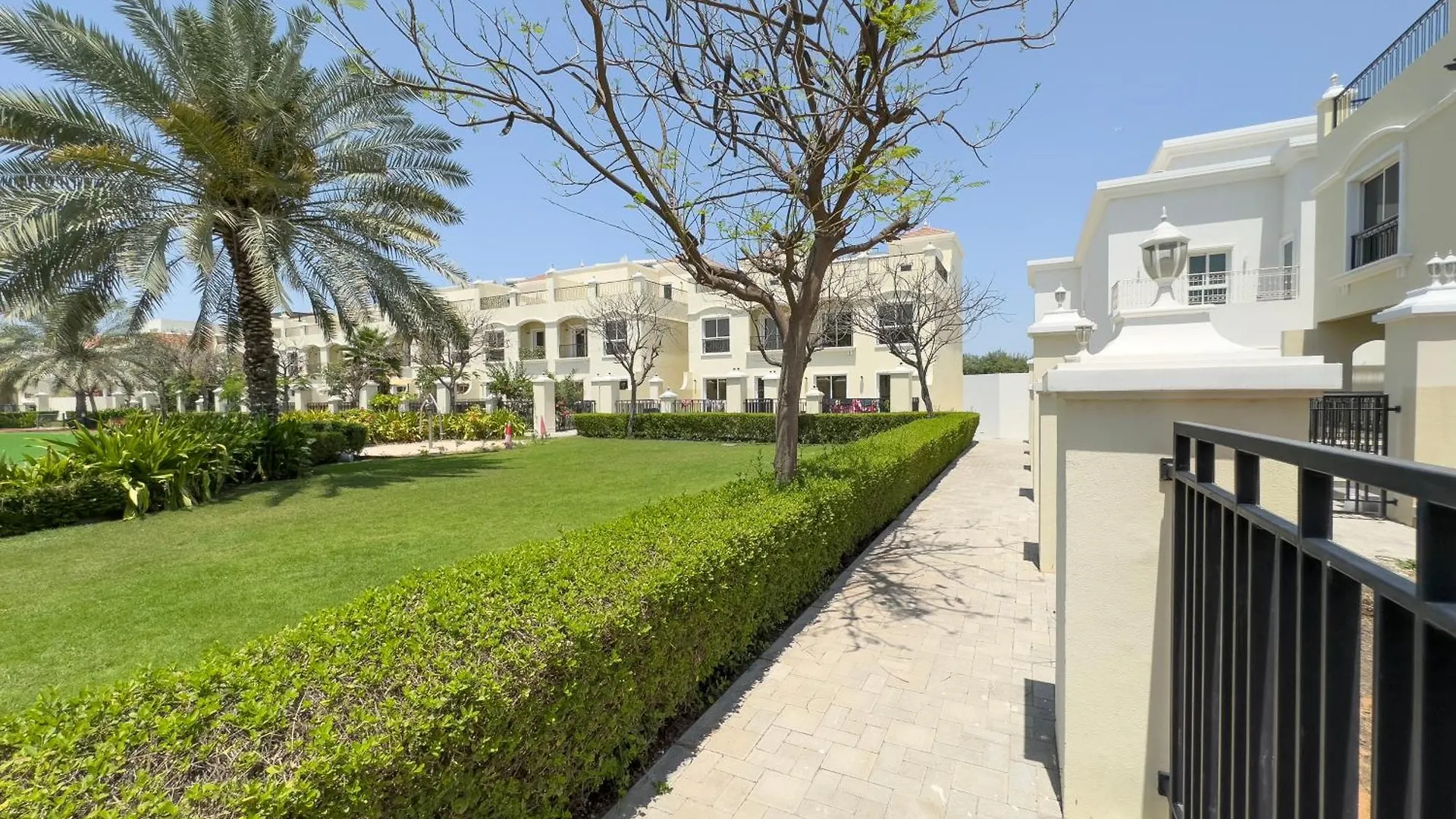 Al Hamra Village Villas- Blue Collection Holiday Homes ラアス・アル・ハイマ アラブ首長国連邦